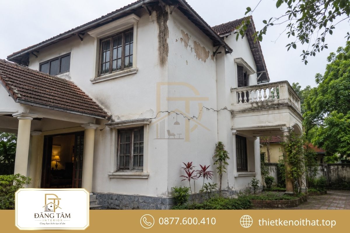 Dấu hiệu xuống cấp giúp xác định thời điểm cải tạo biệt thự phù hợp và hiệu quả