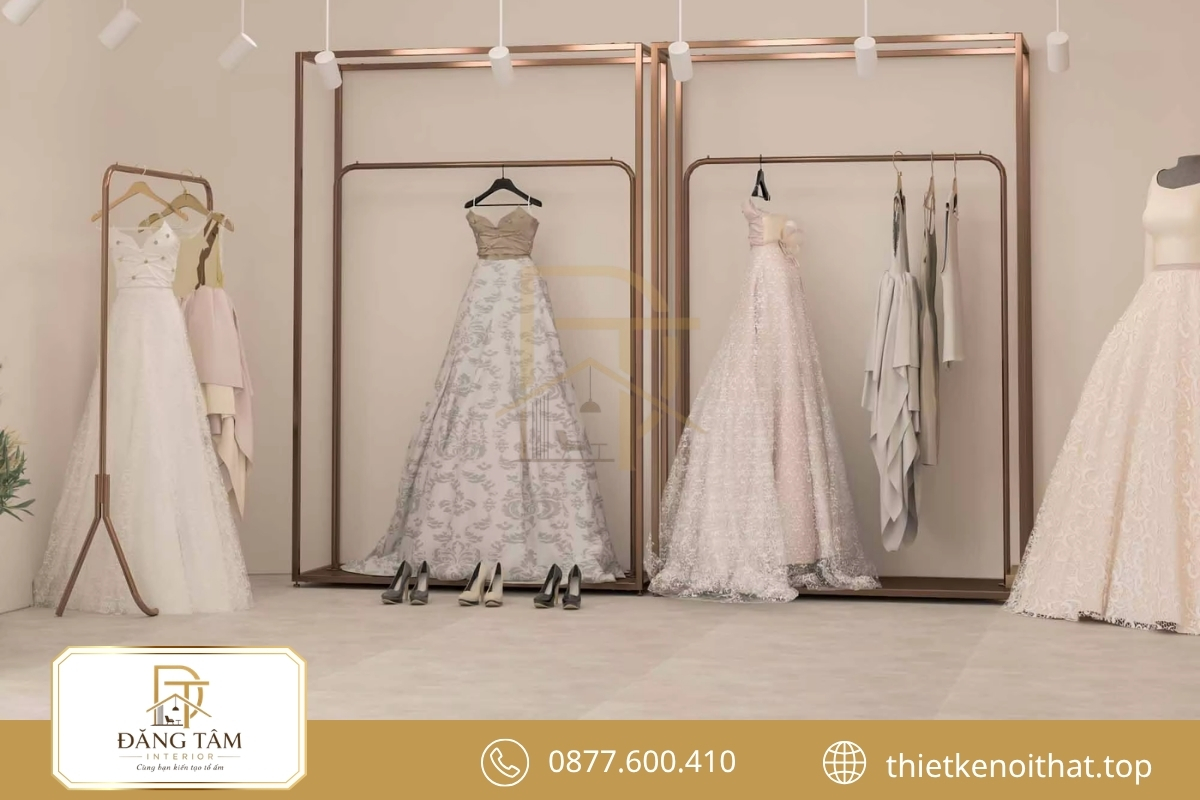 Khu trưng bày váy cưới rõ bộ sưu tập, thoáng và dễ quan sát